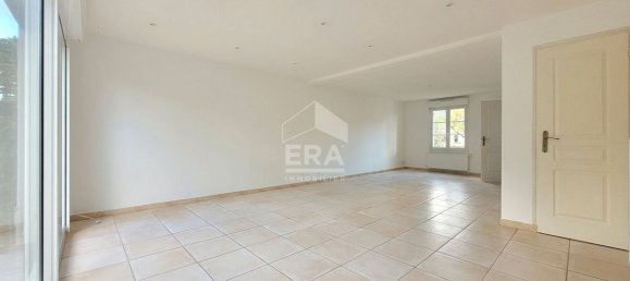 4 bedrooms House in Etaples, France No. 55098 10