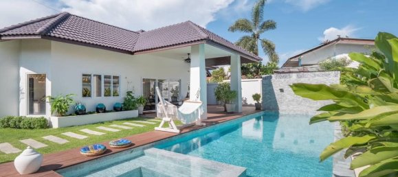 4 bedrooms Cafe / restaurant in Pattaya, Thailand No. 6189 6