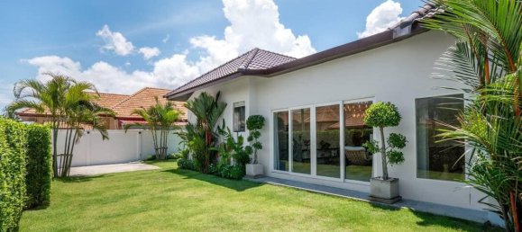 4 bedrooms Cafe / restaurant in Pattaya, Thailand No. 6189 2