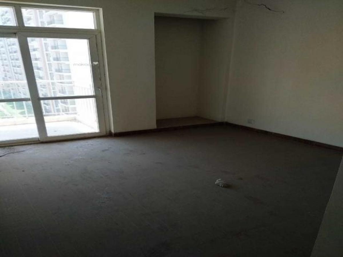 3 bedrooms House in Faridabad, India No. 19595