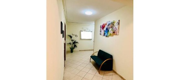 5 rooms Office in Rome, Italy No. 252979 2
