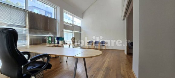 3 bedrooms Apartment in Milan, Italy No. 308312 28