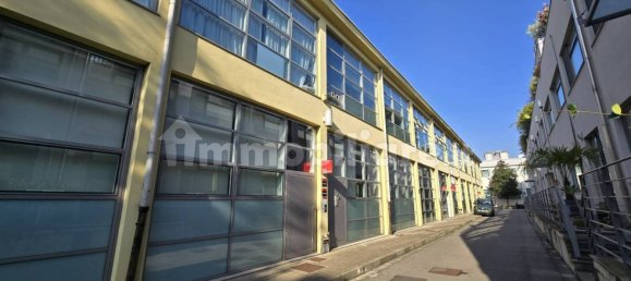 3 bedrooms Apartment in Milan, Italy No. 308312 39