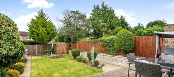 4 bedrooms House in Barnet, United Kingdom No. 6481 18