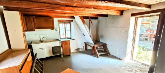 2-Zimmer Haus in Saint Marcel, Italy, Nr. 280307 3