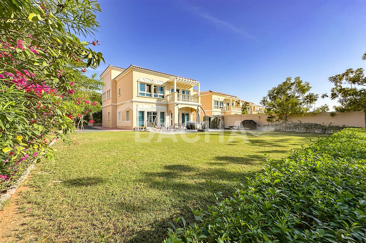 2 غرف نوم فيلا في دائرة قرية جميرا, UAE رقم 27811