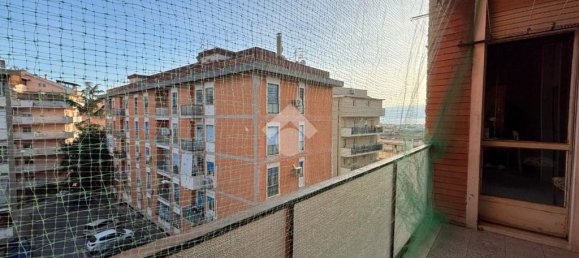 2 bedrooms Apartment in Reggio Calabria, Italy No. 36961 7