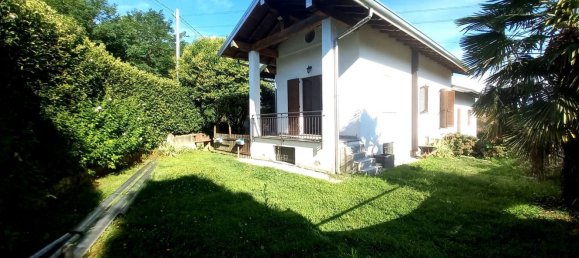 4 bedrooms Villa in Castelletto sopra Ticino, Italy No. 315984 2