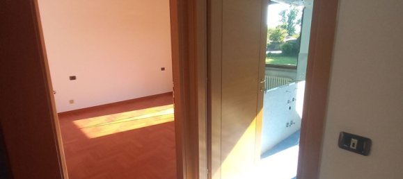 4 bedrooms Villa in Castelletto sopra Ticino, Italy No. 315984 23