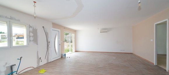 3 bedrooms House in Cavignac, France No. 293987 4