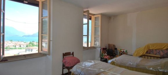 5 rooms House in Dongo, Italy No. 93438 15