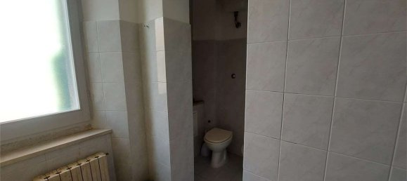 3 rooms Apartment in Ancona, Italy No. 136290 9