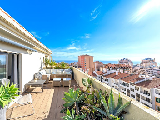 3 bedrooms Apartment in Cascais, Portugal No. 334419