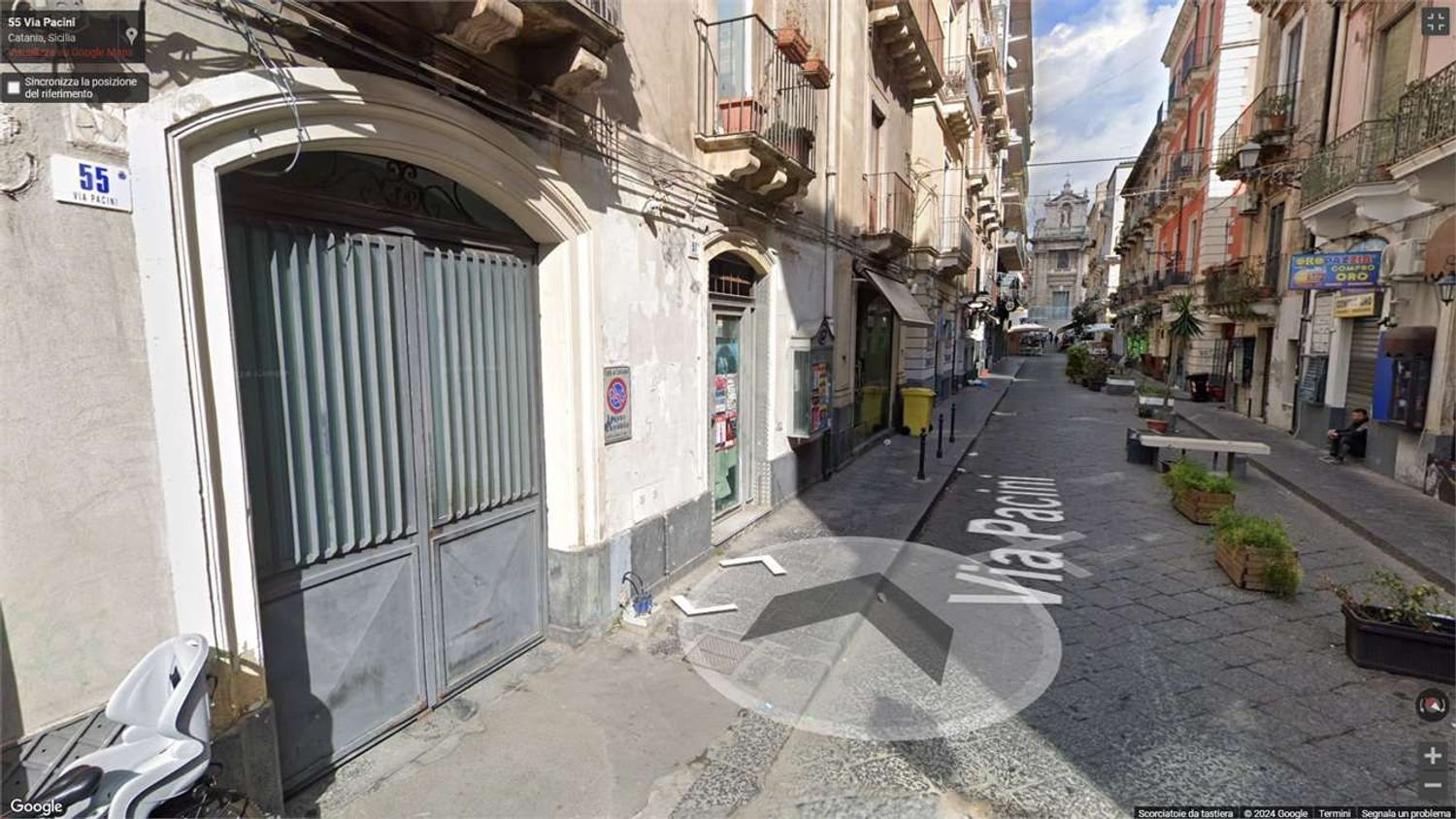 4-salle Appartement à Catania, Italy No. 52012