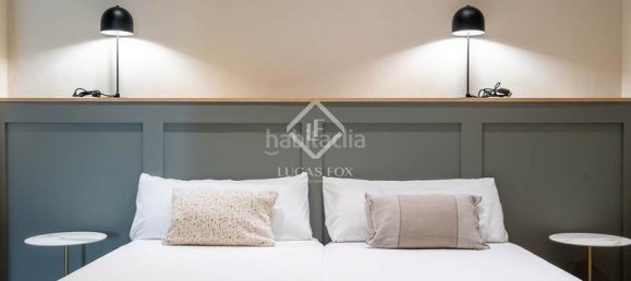 Ático de 3 dormitorios en Ciudad Vieja, Spain No. 173690 32