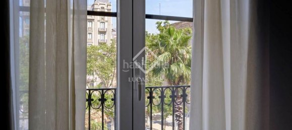 Ático de 3 dormitorios en Ciudad Vieja, Spain No. 173690 26