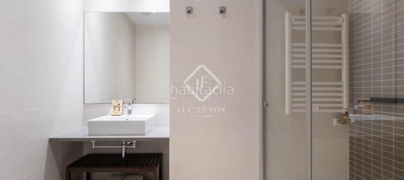 Ático de 3 dormitorios en Ciudad Vieja, Spain No. 173690 35