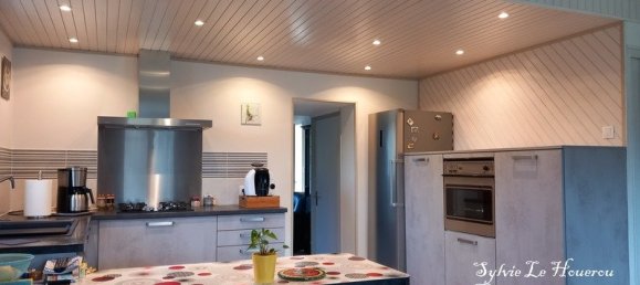 Casa de 6 dormitorios en Saint-Quay-Perros, France No. 195622 10