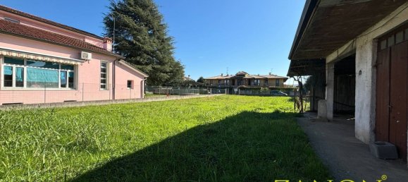 Коммерческая недвижимость 813м² в Гориция, Италия № 269469 6