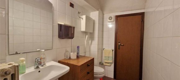 15 rooms Building in Stresa, Italy No. 214102 33