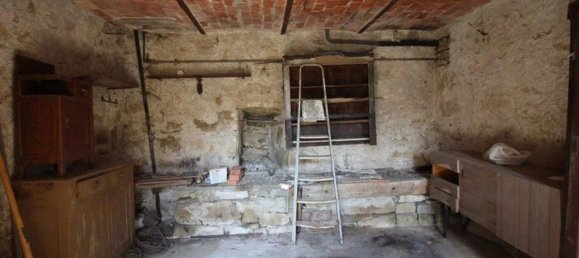 Дом с 6 комнатами в Монезильо, Италия № 75945 11