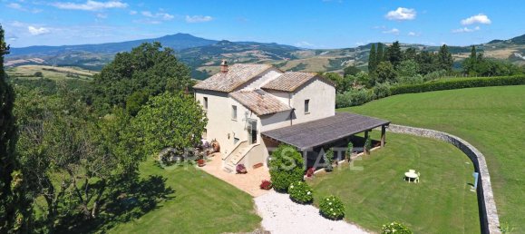 4 Schlafzimmer Haus in San Casciano dei Bagni, Italy, Nr. 376082 2