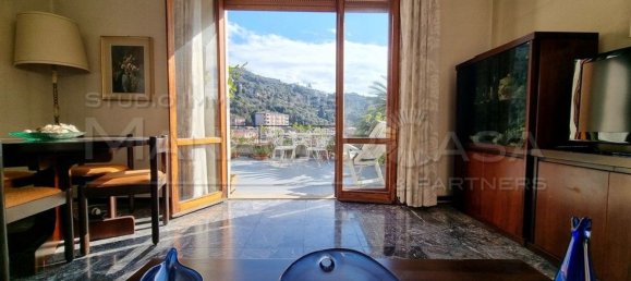 3 rooms Penthouse in Rapallo, Italy No. 261390 3