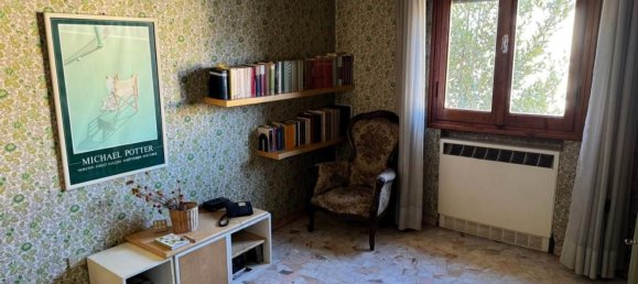 8 rooms House in Empoli, Italy No. 191855 4