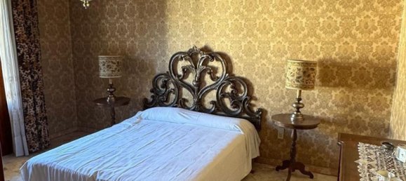 8 rooms House in Empoli, Italy No. 191855 6