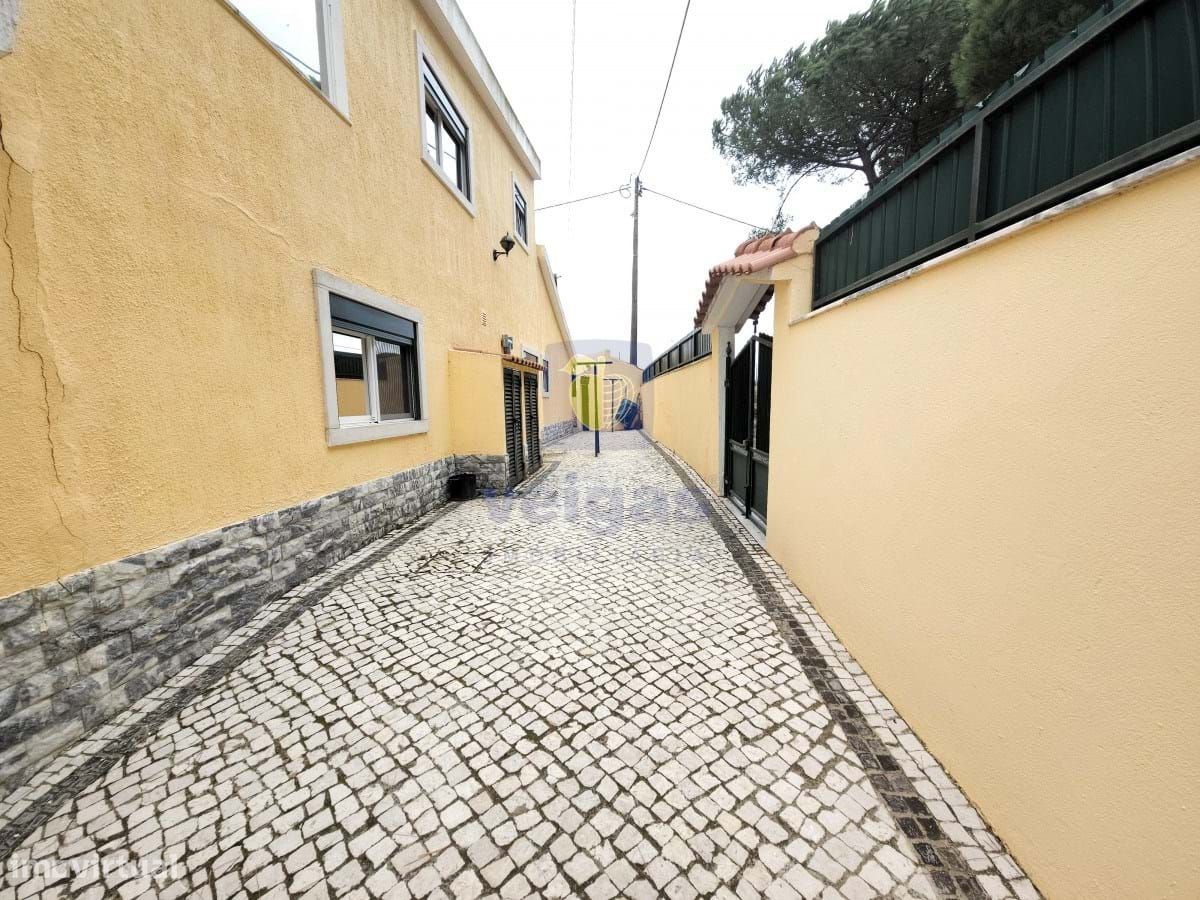 3 bedrooms House in Sintra, Portugal No. 147942