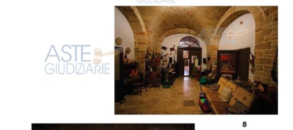 6 rooms Apartment in Palo del Colle, Italy No. 259843 4