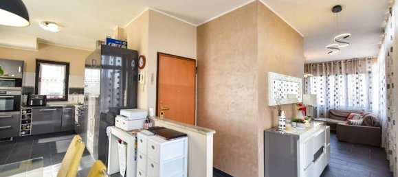 3 rooms Penthouse in Rivoli, Italy No. 39883 16