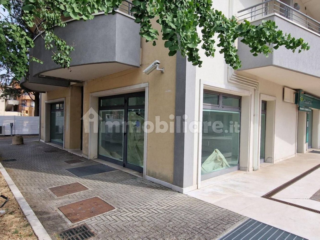 84m² Commercial property in Cattolica, Italy No. 317063