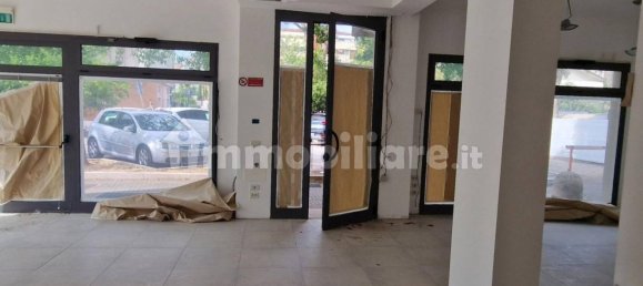 84m² Commercial property in Cattolica, Italy No. 317063 7