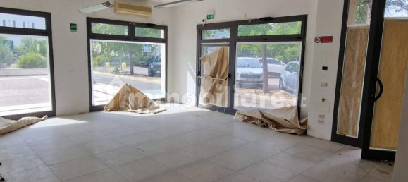 84m² Commercial property in Cattolica, Italy No. 317063 6