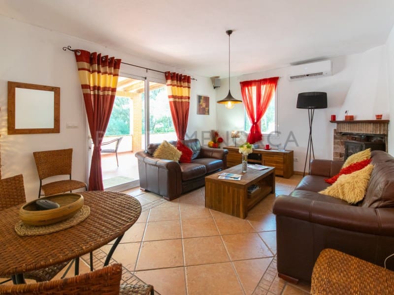 Apartamento de 3 dormitorios en Ferreries, Spain No. 269953