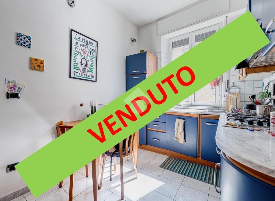 Apartamento de 2 habitaciónes en Rome, Italy No. 230505