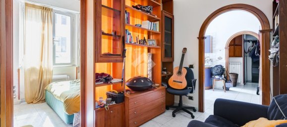 2-salle Appartement à Rome, Italy No. 230505 7