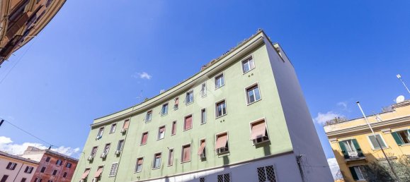 2-salle Appartement à Rome, Italy No. 230505 18