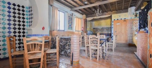 164m² Commercial property in Albolote, Spain No. 170032 9