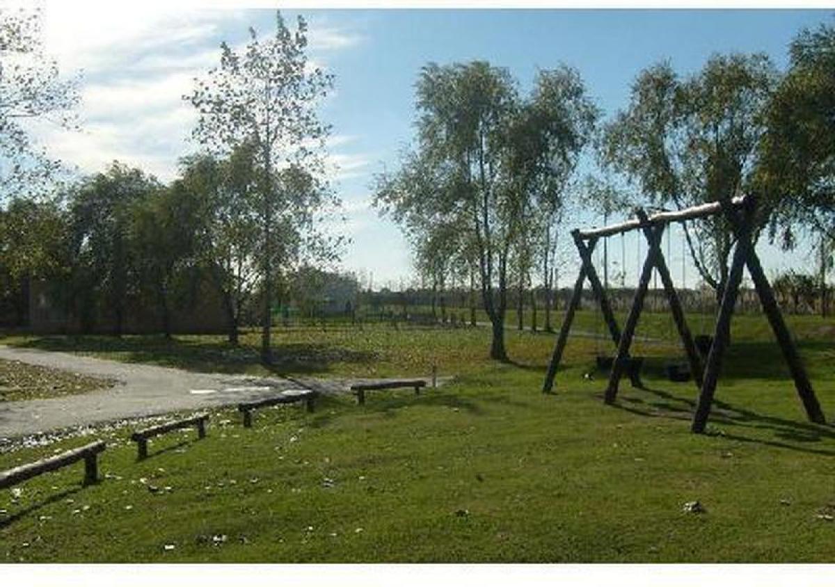  Land in Escobar, Argentina No. 113812