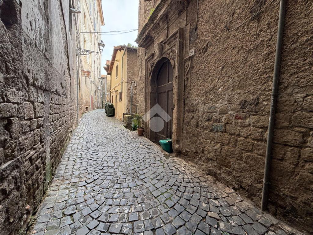 4 bedrooms Apartment in Genazzano, Italy No. 146002