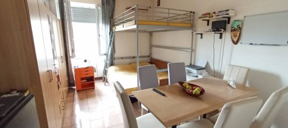 Studio in Cinisello Balsamo, Italy No. 290575 3