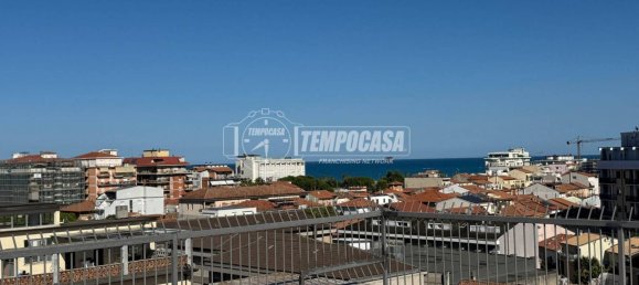 2000m² Building in Civitanova Marche, Italy No. 328254 4