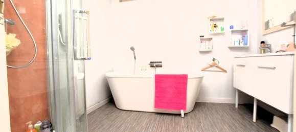 5 bedrooms House in Carcassonne, France No. 314406 12