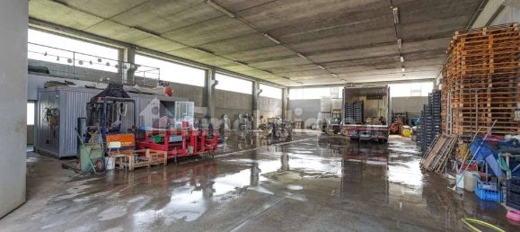 1 room Warehouse in Levate, Italy No. 286860 9