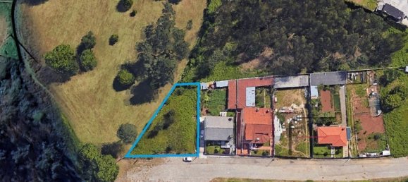 717m² Land in Santa Maria da Feira, Portugal No. 75045 2