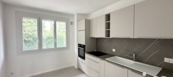 Apartamento de 3 dormitorios en Dijon, France No. 328628 2
