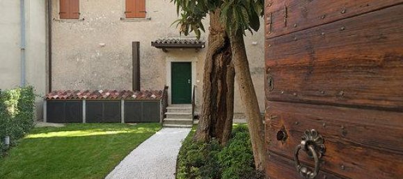 Вилла с 6 комнатами в Гарньяно, Италия № 70669 2