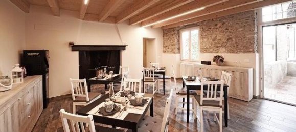 Вилла с 6 комнатами в Гарньяно, Италия № 70669 12